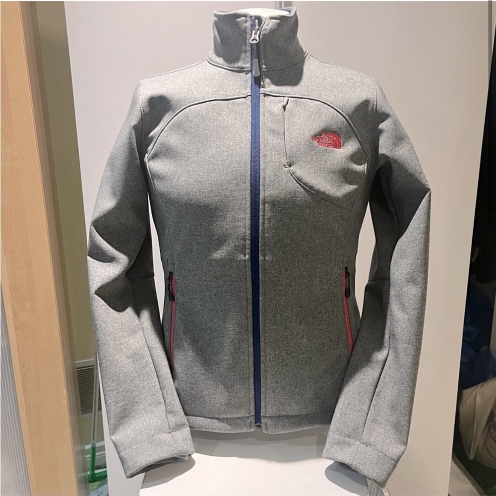 The North Face Windwall soft shell jacket - Small